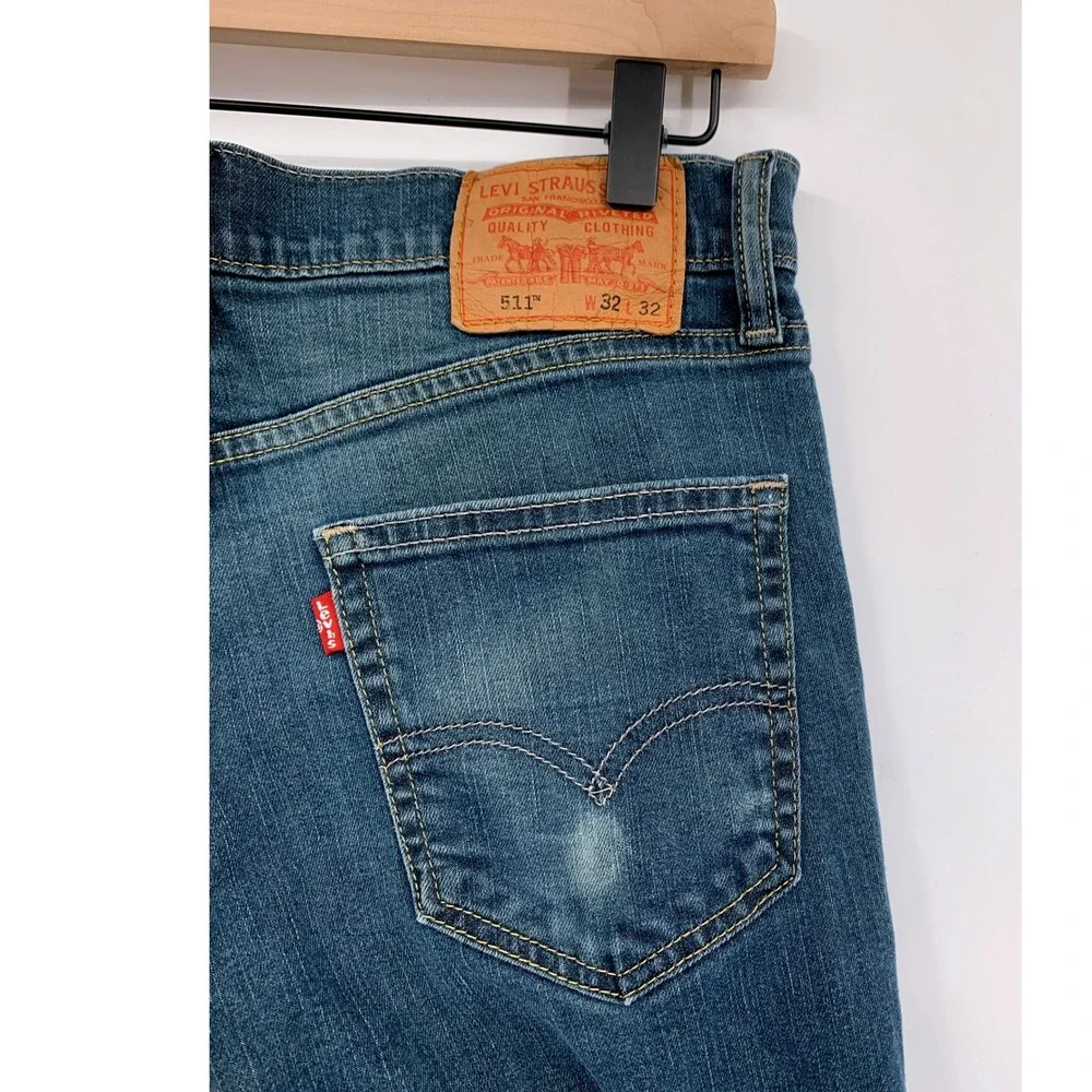 Vintage Levis 511 Jeans Mens 32x30 Blue Slim Fade Y2K Denim Pants (Tag 32x32)